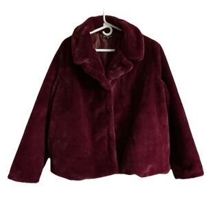 Women's CHARLOTTE RUSSE Red Burgundy Plush Faux Fur Coat Cozy Warm Short Size 2X